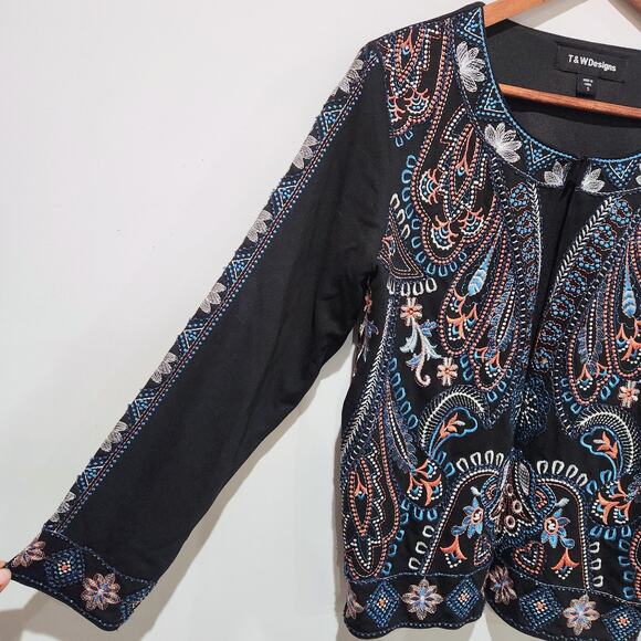 T&W Designs Womens Black Paisley Embroidered Beaded Bolero Jacket Size Small - Picture 4 of 11